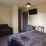 Logis Le Saint Pierre מלון 3*