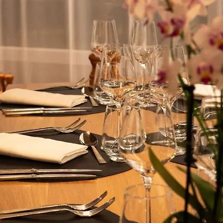 Hotell Logis Le Saint Pierre