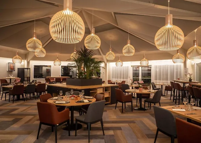 Logis Le Saint Pierre 3* 蒙科坦特